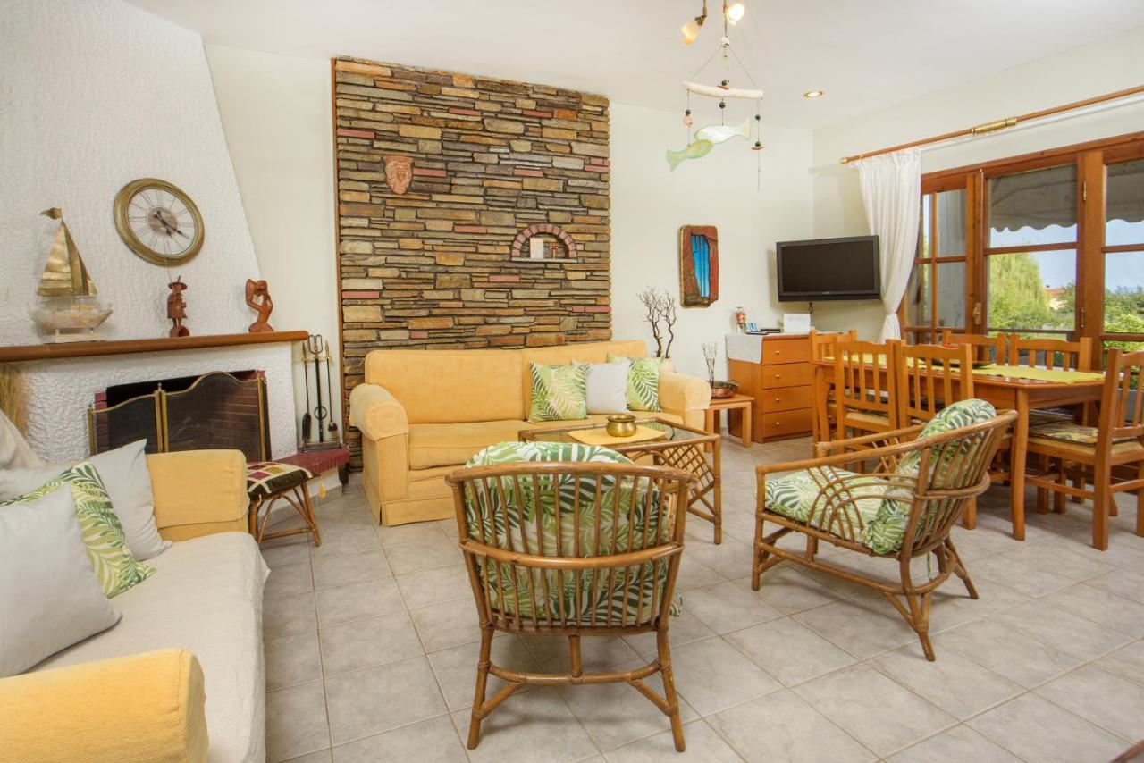 Villa Palmera イエリソス エクステリア 写真